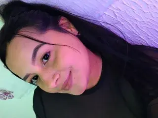 Stormy_lov1999  live sex cam