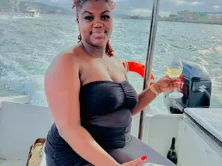 XLadie  live sex cam