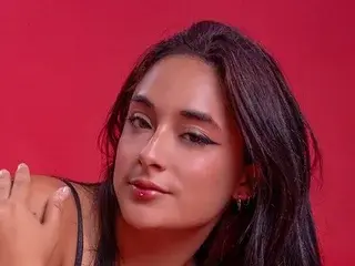 ErikaWoods  live sex cam