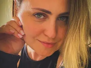 Foxy_Sterling  live sex cam