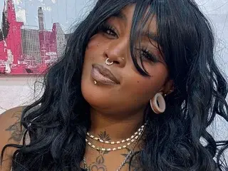 LaylaCumninngss  live sex cam