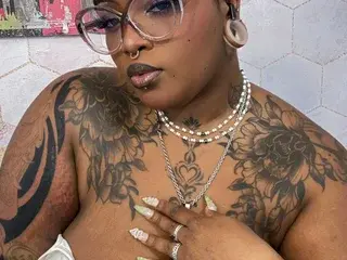 LaylaCumninngss  live sex cam