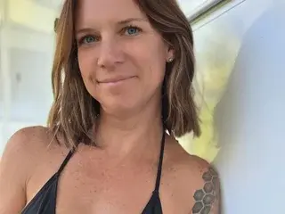 PitaPlays  live sex cam