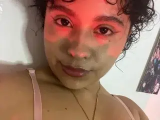 Curly_cute021  live sex cam