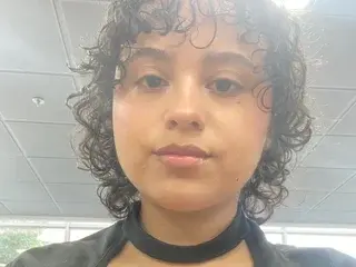 Curly_cute021  live sex cam