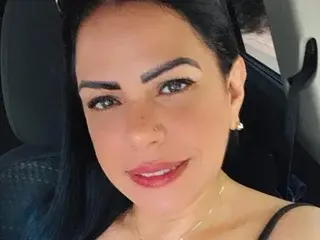 Helen1418  live sex cam