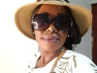 Bustymandy49  live sex cam