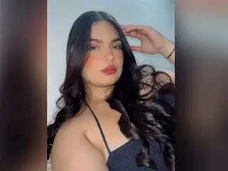 Scarlet_Rosee  live sex cam