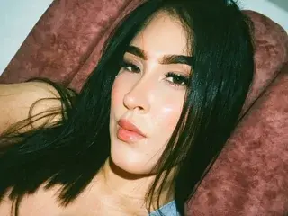 Siennamoreti  live sex cam