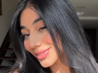 JulietaChear  live sex cam