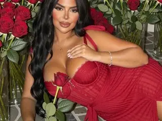 BigBootyBabes  live sex cam