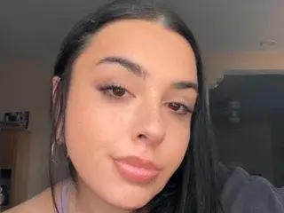 NinaCheeks  live sex cam