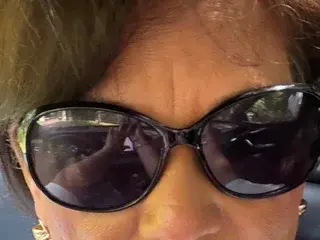 SecretSiena  live sex cam