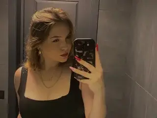 RubyMoonx  live sex cam