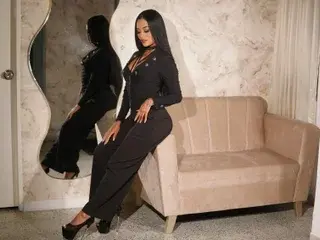 CleoBBaset  live sex cam