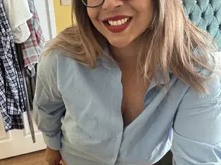 Zarah_Housewife  live sex cam