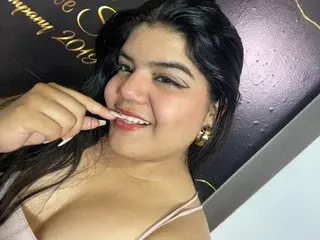 Skyy_white  live sex cam