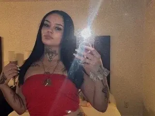 AriesRoseXXX  live sex cam