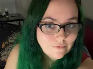 CurvyGina  live sex cam