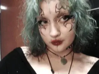 Eloisee  live sex cam