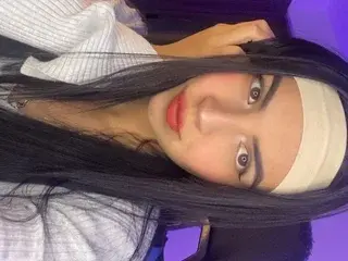 AmmeliaVega  live sex cam