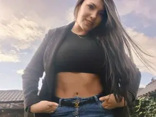 NikolleWilliams  live sex cam