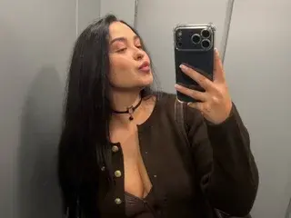ElisiniaRich  live sex cam