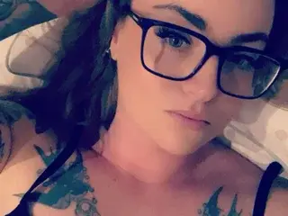 TheChloeJames  live sex cam