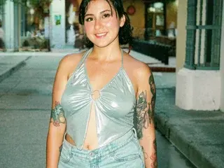 Bellauwu  live sex cam