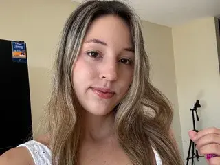 Iriana_Miller  live sex cam