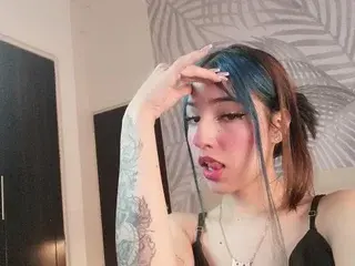 LizzyQueen_mml  live sex cam