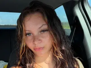 TattedPhoenixx  live sex cam