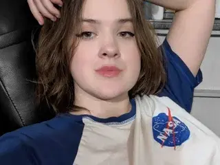 ClickGirl  live sex cam