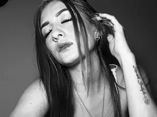 Valery_Skinny  live sex cam