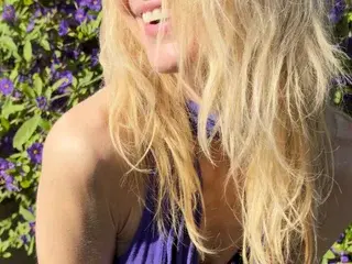 ShaiyaShy  live sex cam