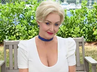DDWhite  live sex cam