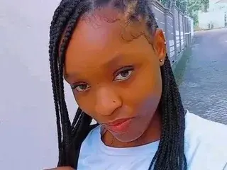 Sleek_petite  live sex cam