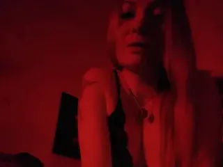 BringingLuck  live sex cam