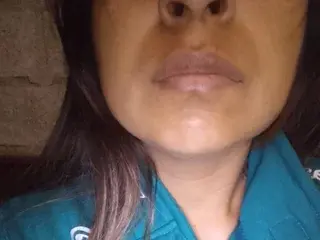 Vicky77  live sex cam