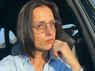 AlisAmaze  live sex cam