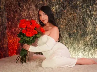 Evaiin_Izaiin  live sex cam