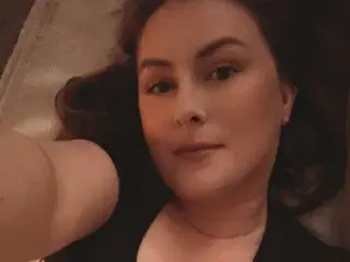 RaunchyRach  live sex cam