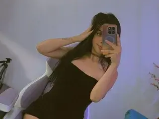Chloemeww  live sex cam