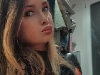 LEADILEO  live sex cam