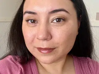 Ariahastings9421  live sex cam