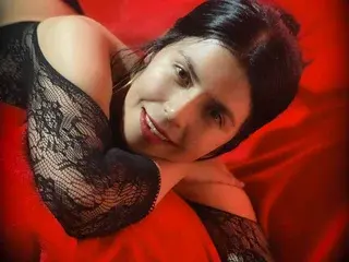 CataleyaLars  live sex cam