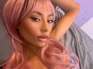 Naughty_Sapphire  live sex cam