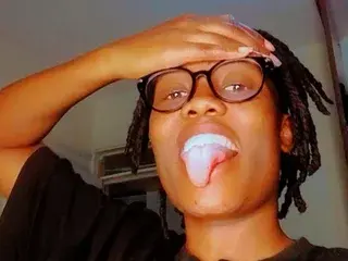 DaffyNexx  live sex cam