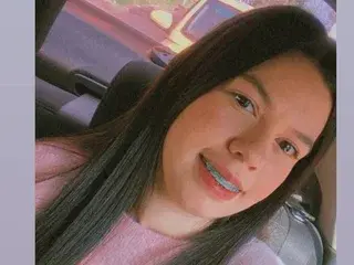 HalleyMarie  live sex cam
