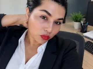 Michelxxx877  live sex cam